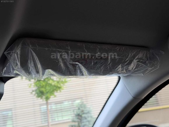 DEĞİŞENSİZ BOYASIZ TRAMERSİZ 2026 MODEL 6.001 BİN KM'DE MEGANE
