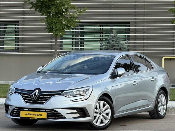 DEĞİŞENSİZ BOYASIZ TRAMERSİZ 2026 MODEL 6.001 BİN KM'DE MEGANE