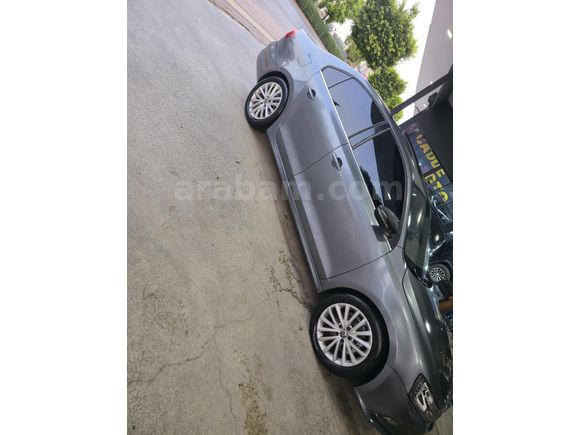 Sahibinden Volkswagen Jetta 1.6 TDi Highline 2014 Model