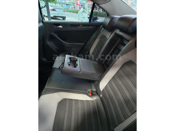 Sahibinden Volkswagen Jetta 1.6 TDi Highline 2014 Model