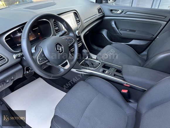 2025 MODEL RENAULT MEGANE 1.3 TCE TOUCH 30.000 KM HATASIZ