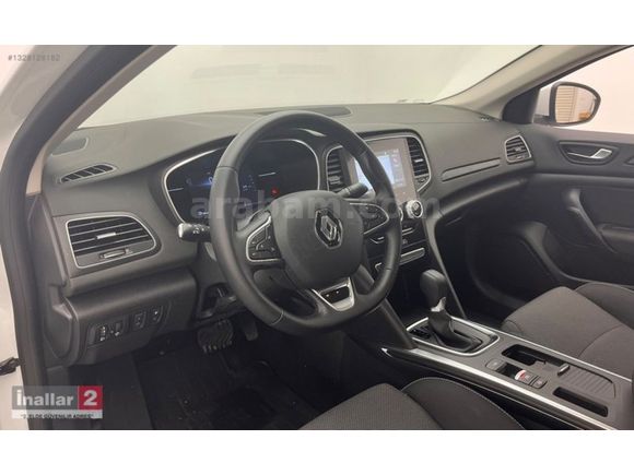2025 RENAULT MEGANE 1.3 TCE TOUCH OTOMATİK
