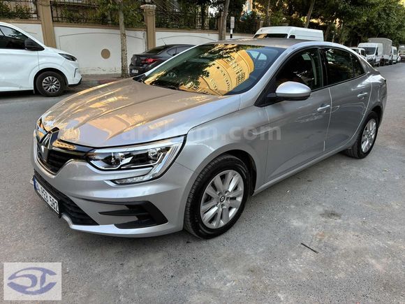 2025 MEGANE 1.3 TCE TOUCH - HATASIZ - 6 650KM