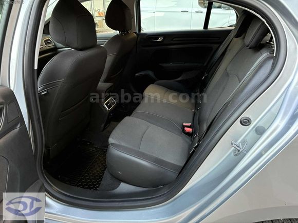2025 MEGANE 1.3 TCE TOUCH - HATASIZ - 6 650KM