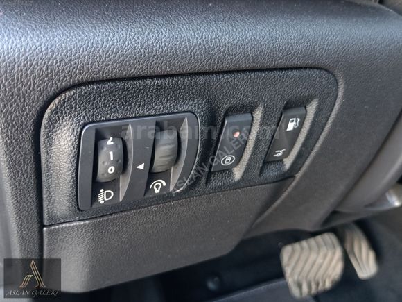 2025 MODEL 14.000 KM'DE HATASIZ HAYALET EKRAN+G.GÖRÜŞ