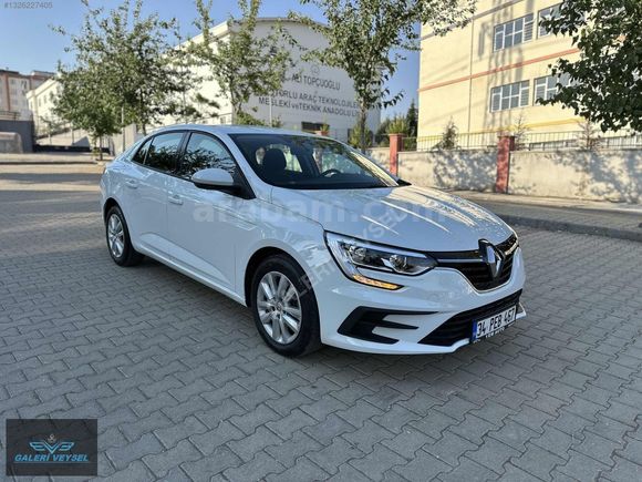 2025 MEGANE 1.3 TCE HATASIZ BOYASIZ