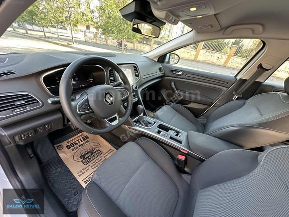 2025 MEGANE 1.3 TCE HATASIZ BOYASIZ
