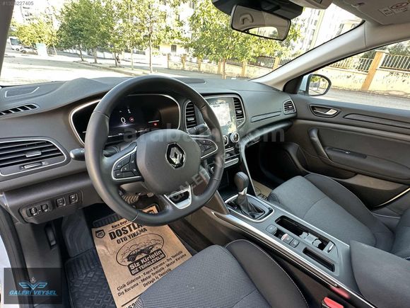 2025 MEGANE 1.3 TCE HATASIZ BOYASIZ