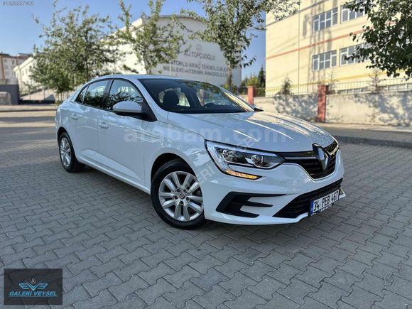 2025 MEGANE 1.3 TCE HATASIZ BOYASIZ