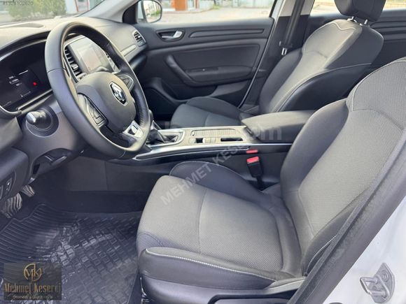MEGANE 1.3 TCE TOUCH 2025 MODEL 29.500 KM GARANTİ DVM