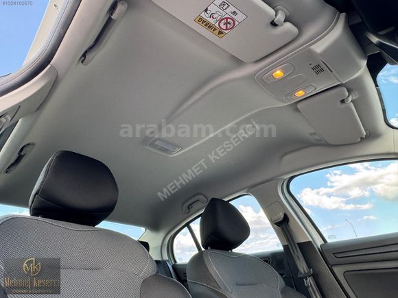 MEGANE 1.3 TCE TOUCH 2025 MODEL 29.500 KM GARANTİ DVM