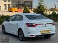 MEGANE 1.3 TCE TOUCH 2025 MODEL 29.500 KM GARANTİ DVM