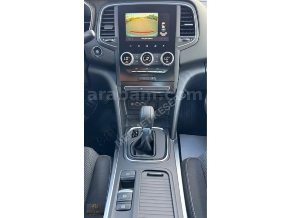 MEGANE 1.3 TCE TOUCH 2025 MODEL 29.500 KM GARANTİ DVM