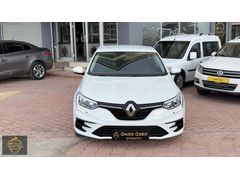 ÖMER ÖZER'DEN SIFIR AYARINDA 2026 MODEL MEGANE TOUCH OTOMATİK