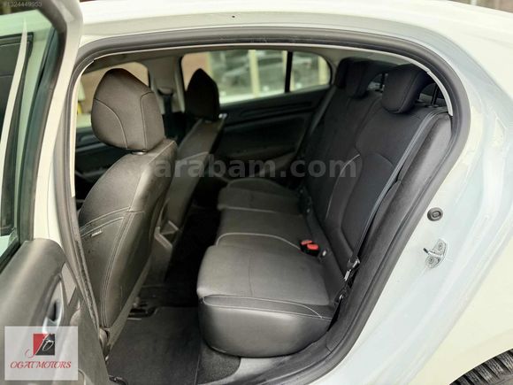 TESLA EKRAN - 18 JANT - 118 BİN KM MEGANE