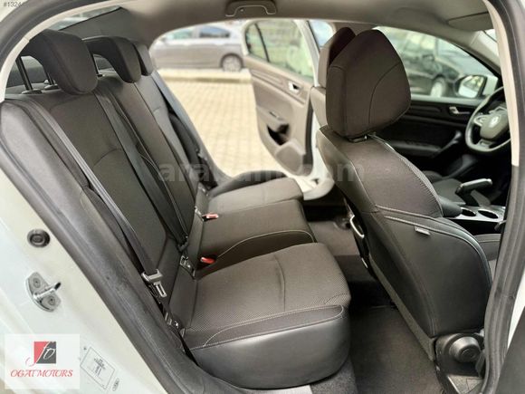 TESLA EKRAN - 18 JANT - 118 BİN KM MEGANE