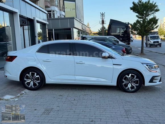 HATASIZ 26 BİN KM MEGAN OTOMATİK