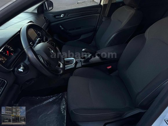 HATASIZ 26 BİN KM MEGAN OTOMATİK