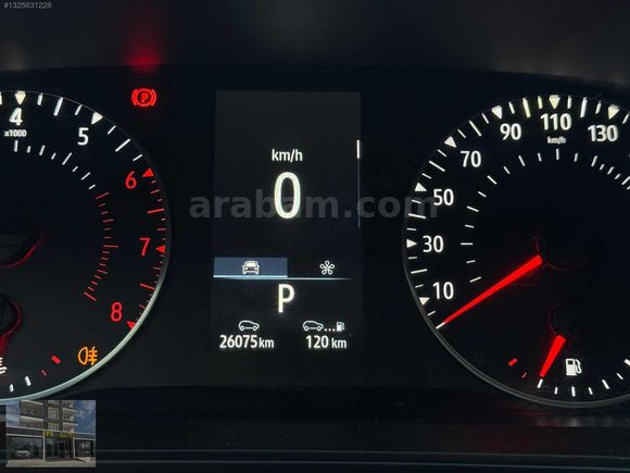 HATASIZ 26 BİN KM MEGAN OTOMATİK