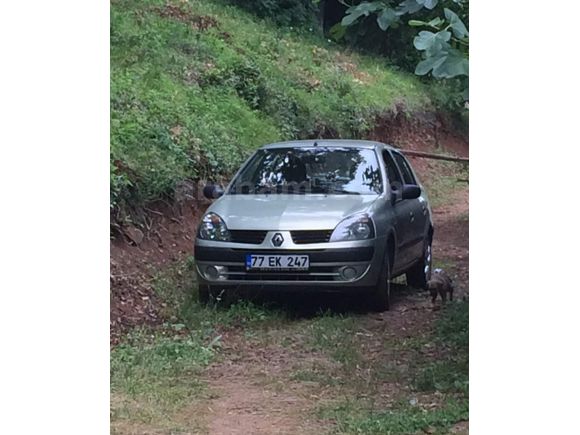 Sahibinden Renault Clio 1.4 Expression 2002 Model  196.000 km Yeşil
