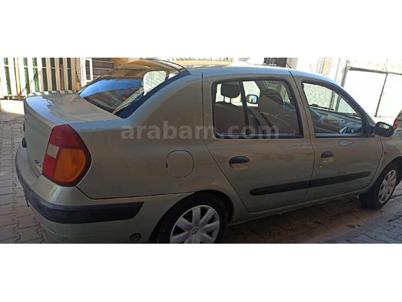 Sahibinden Renault Clio 1.4 Expression 2002 Model  196.000 km Yeşil
