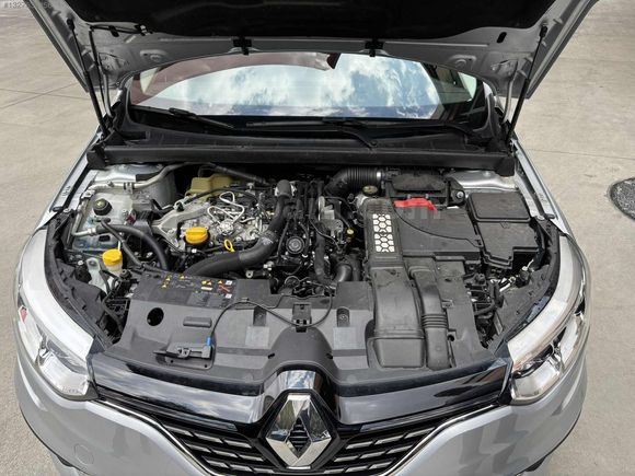 RENAULT MEGANE 2024 MODEL 36.000 KM HATASIZ