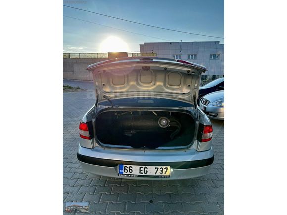 2001 MEGANE 1 KLİMALI OTOMATİK VİTES
