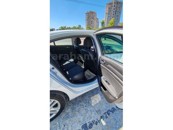 Sahibinden Renault Megane 1.3 TCe Joy 2020 Model