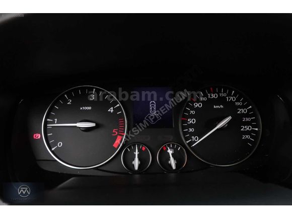 TAKSİM PREMİUM-2011 LATİTUDE PRİVİLAGE-SADECE 19.000 KMDE HATASZ