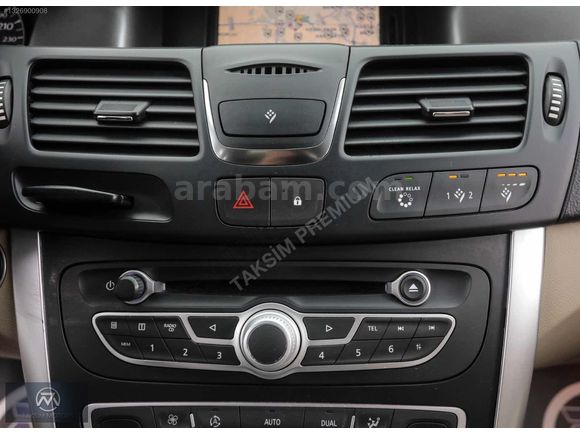 TAKSİM PREMİUM-2011 LATİTUDE PRİVİLAGE-SADECE 19.000 KMDE HATASZ