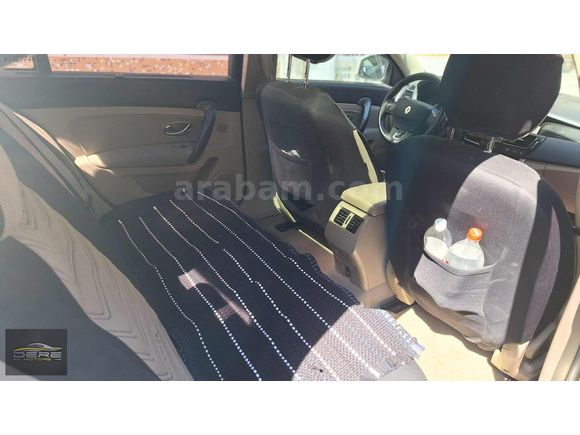 DERE MOTORS'DAN 2012 LATİTUDE 1.5 DCI PRIVILEGE SANRUFLU