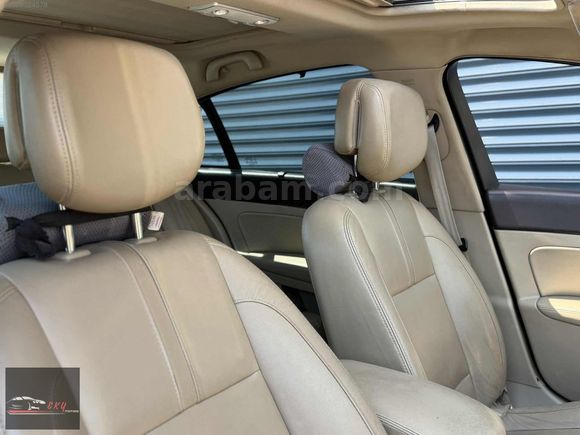 EKY MOTORS'DAN EMSALSİZ DOLULUKTA 1.5 dCİ LATİTUDE!