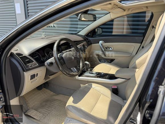 EKY MOTORS'DAN EMSALSİZ DOLULUKTA 1.5 dCİ LATİTUDE!