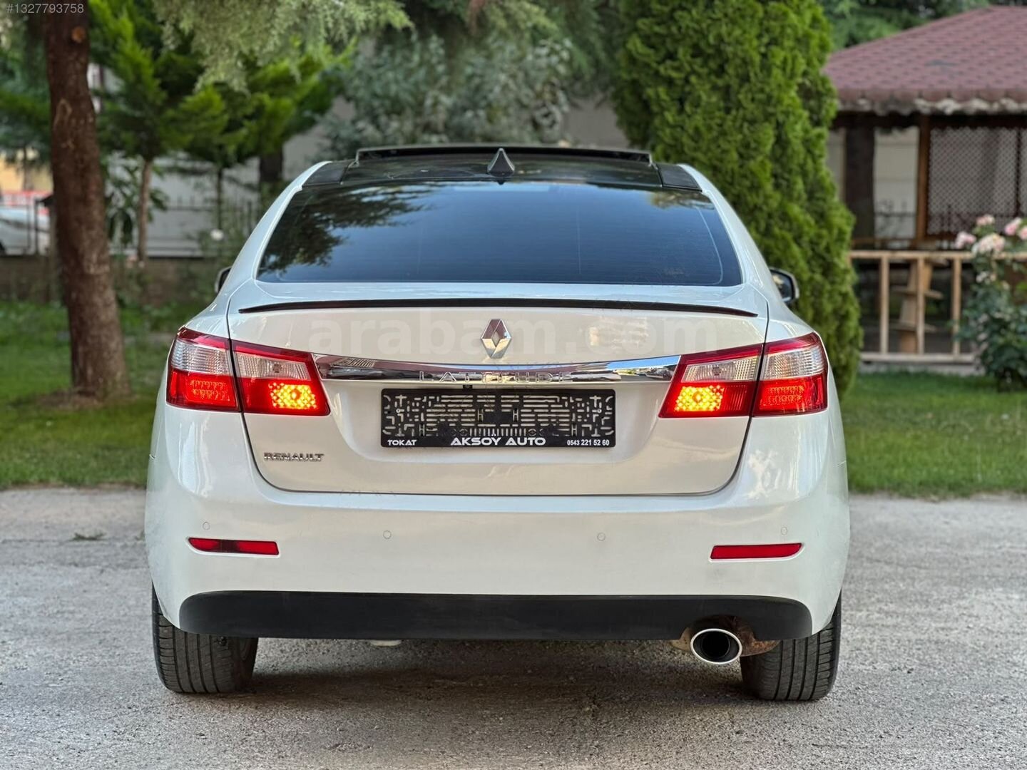 Galeriden Renault Latitude 1.5 dCi Executive 2011 Model Tokat 162.000 km Beyaz 5