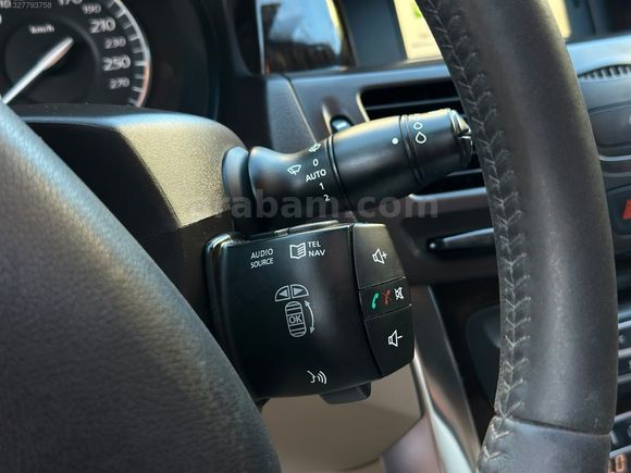 2011 MODEL RENAULT LATİTUDE EXECUTİVE 162 BİN KM CAM TAVAN MASAJ