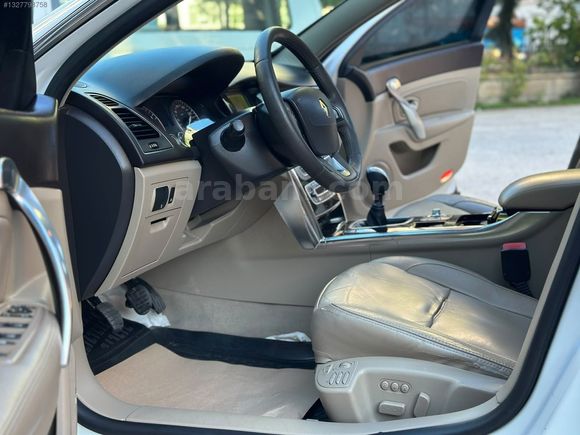 2011 MODEL RENAULT LATİTUDE EXECUTİVE 162 BİN KM CAM TAVAN MASAJ