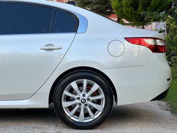2011 MODEL RENAULT LATİTUDE EXECUTİVE 162 BİN KM CAM TAVAN MASAJ