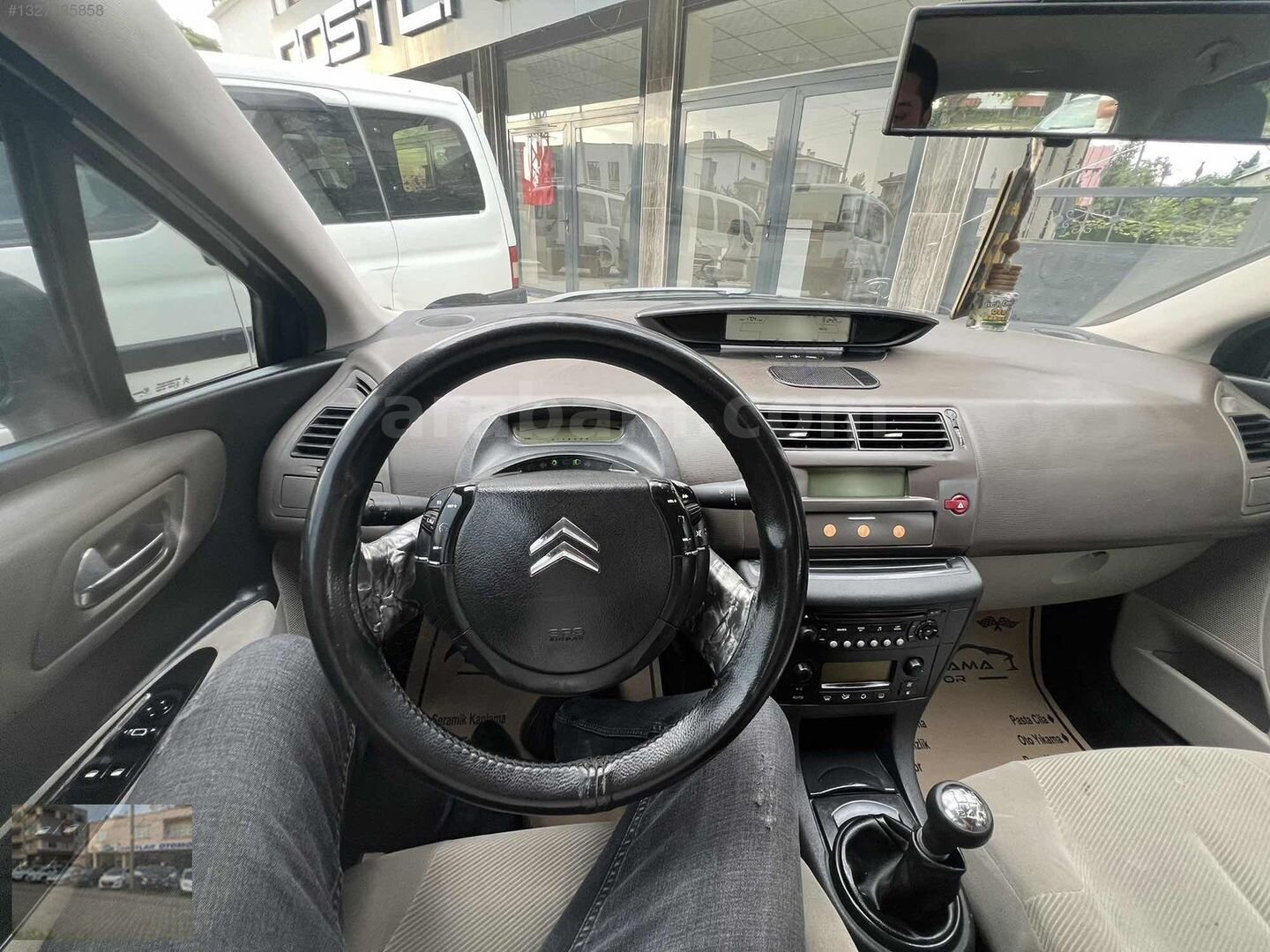 Galeriden Citroen C4 1.6 HDi SX 2006 Model Samsun 323.000 km Siyah 6