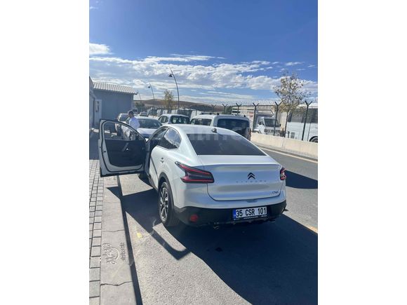 Sahibinden Citroen C4 X 1.2 PureTech Shine 2023 Model İzmir