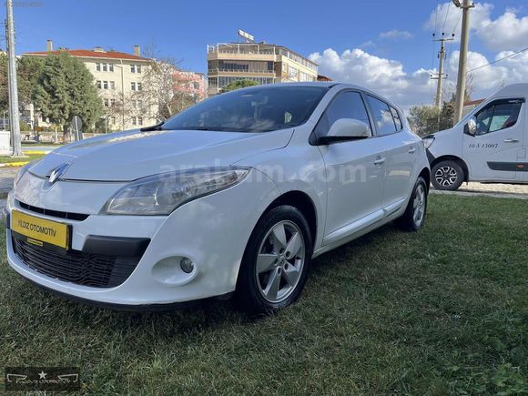YILDIZ OTOMOTİV DEN 2012 HB MEGANE DİZEL OTOMOTİK