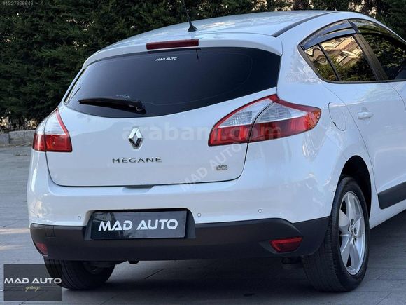 *MAD AUTO*2011 RENAULT MEGANE 1.5 DCİ DEĞİŞENSİZ TERTEMİZ