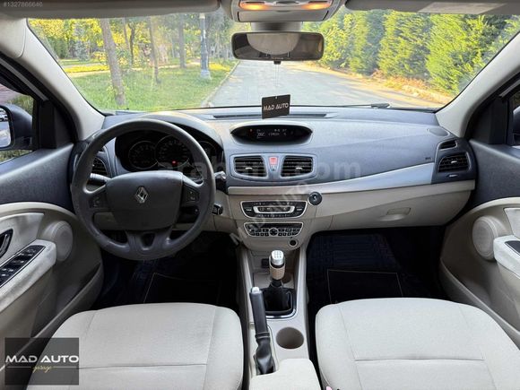 *MAD AUTO*2011 RENAULT MEGANE 1.5 DCİ DEĞİŞENSİZ TERTEMİZ