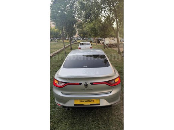 ADN MOTOR's TAN İCON MEGANE DÜŞÜK KM
