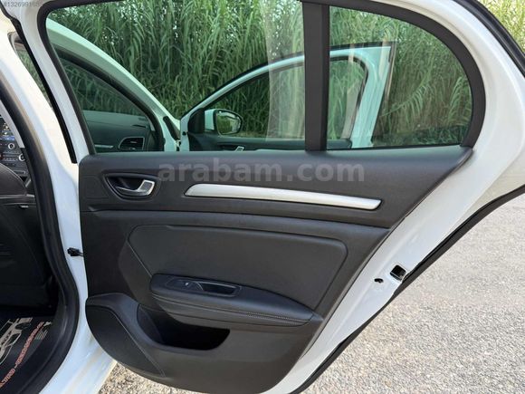2020 MEGANE 1.5 BLUE DCİ İCON HATASIZ BOYASIZ