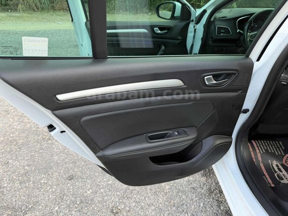 2020 MEGANE 1.5 BLUE DCİ İCON HATASIZ BOYASIZ