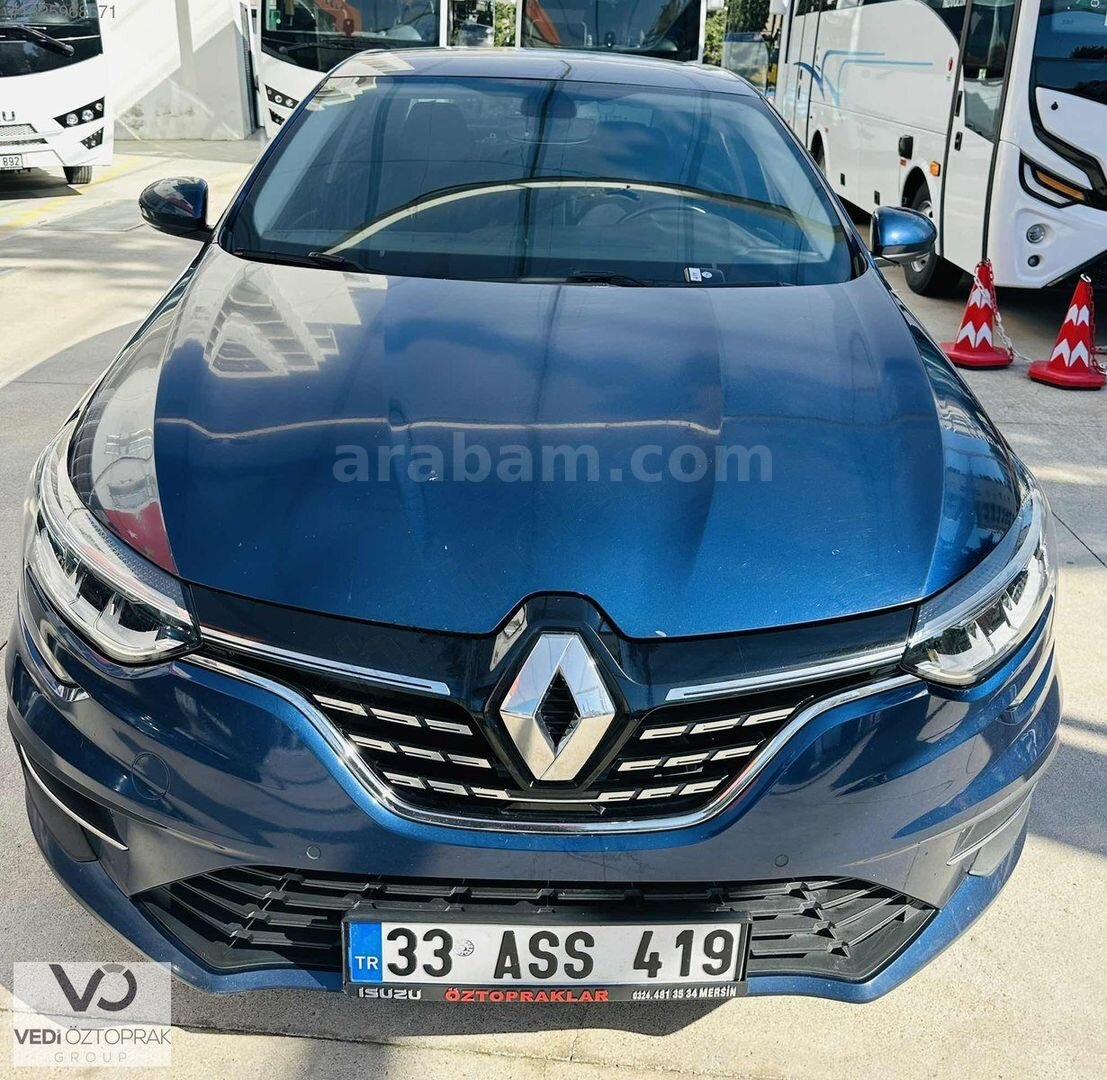 Galeriden Renault Megane 1.5 Blue DCI Icon 2023 Model Mersin 202.500 km Lacivert 3