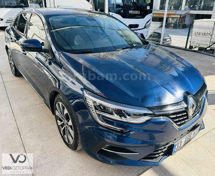 Galeriden Renault Megane 1.5 Blue DCI Icon 2023 Model Mersin 202.500 km Lacivert