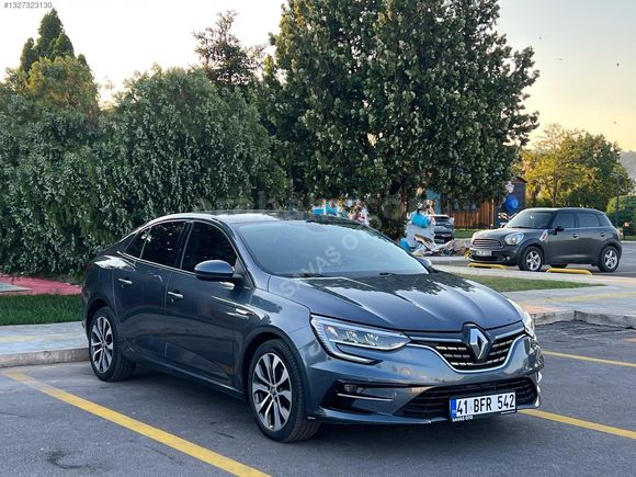 SAVAS OTO 'DAN RENAULT MEGANE IV