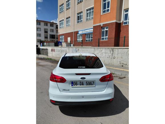 Sahibinden Ford Focus 1.6 Ti-VCT Trend X 2015 Model