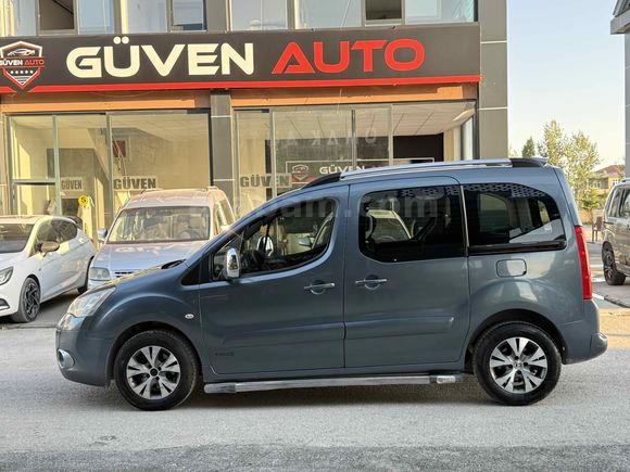 Galeriden Citroen Berlingo 1.6 HDi Combi Silverline 2011 Model Van